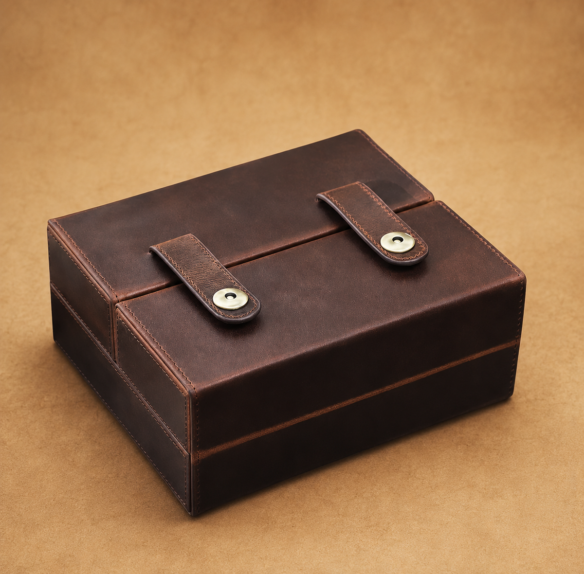 Handcrafted leather design by Tigre X Studio