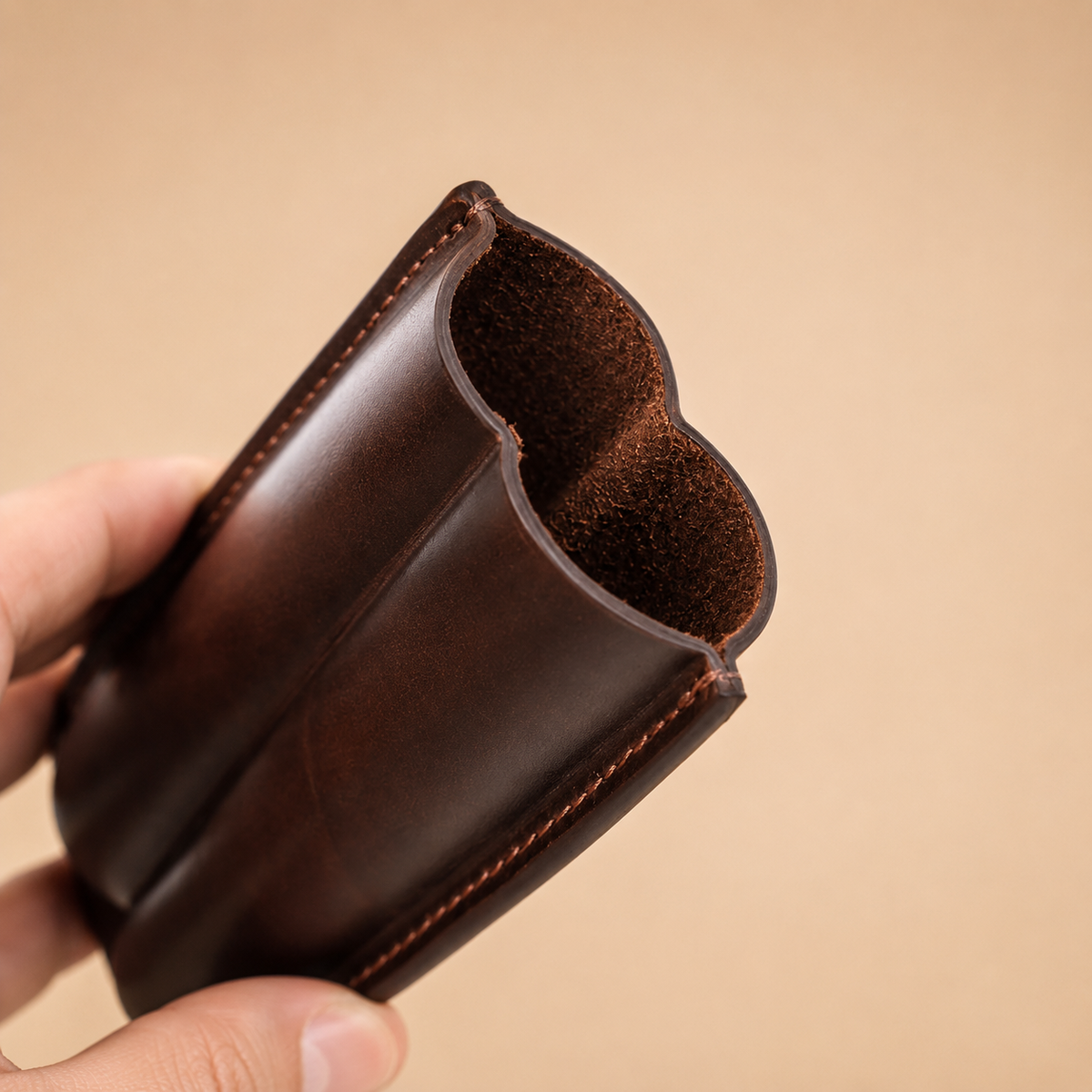 Leather cigar case, full-grain leather texture detail