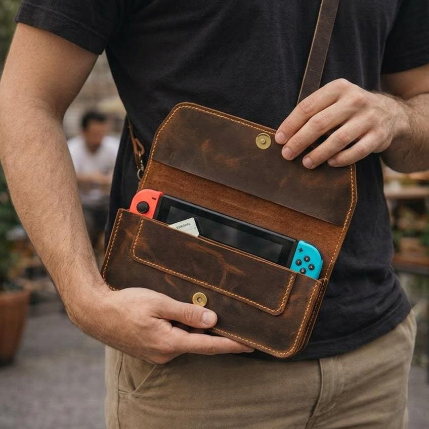 Leather Nintendo Switch case, full-grain texture detail
